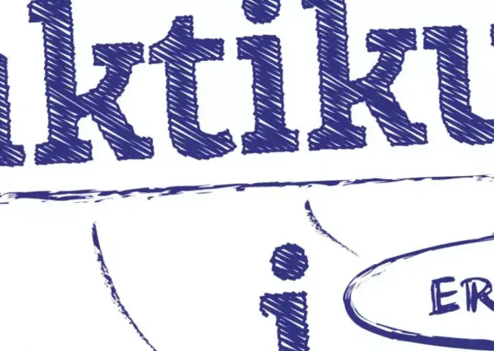 Das Wort "Praktikum" in blauer, gekritzelter Schrift. Darunter ein Kreis mit dem Wort "Erfahrung". Ideal für ein Praktikum nach der Schule.